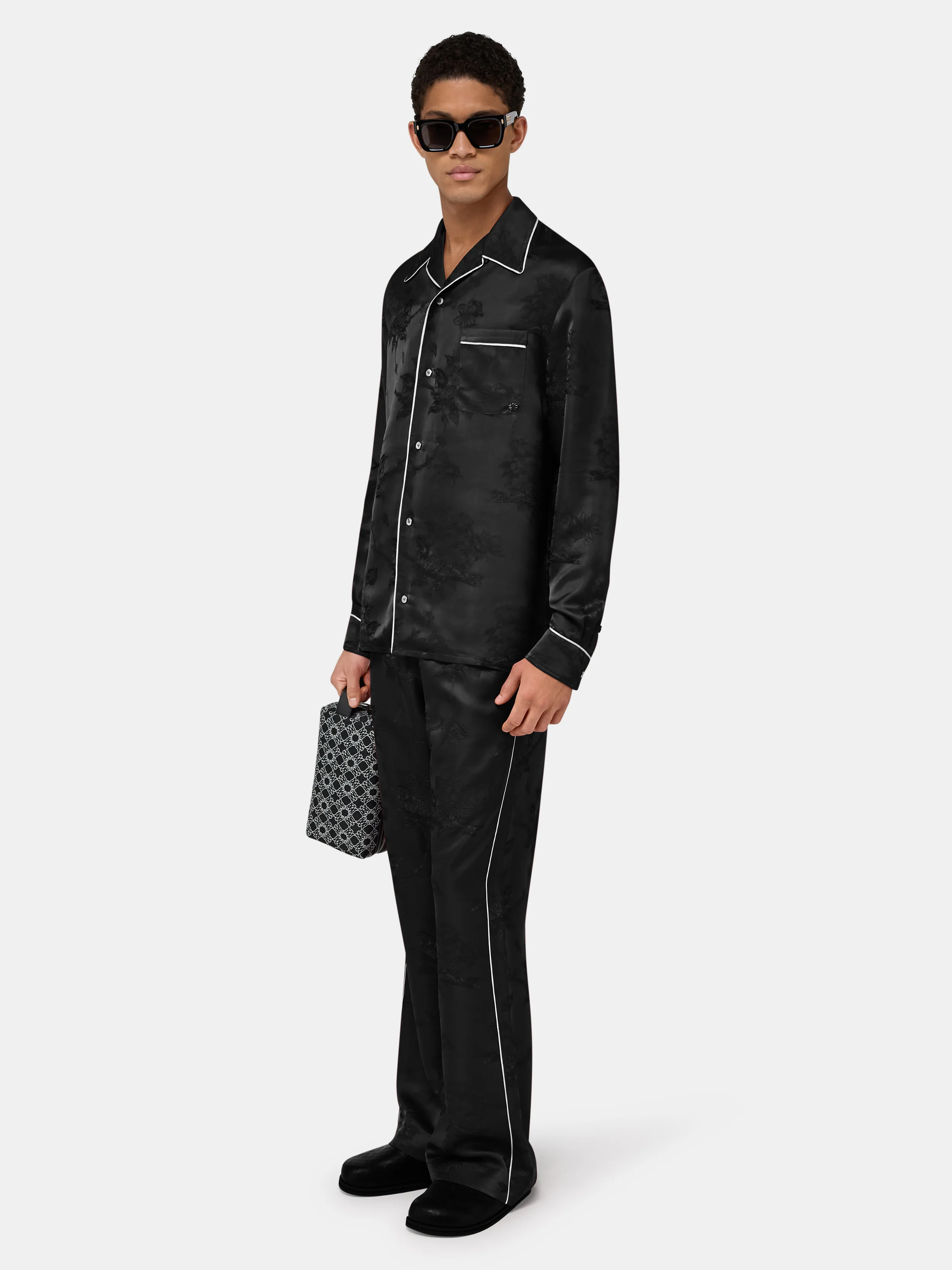 FLORAL JACQUARD PULL ON PANT
- Black - Image 3