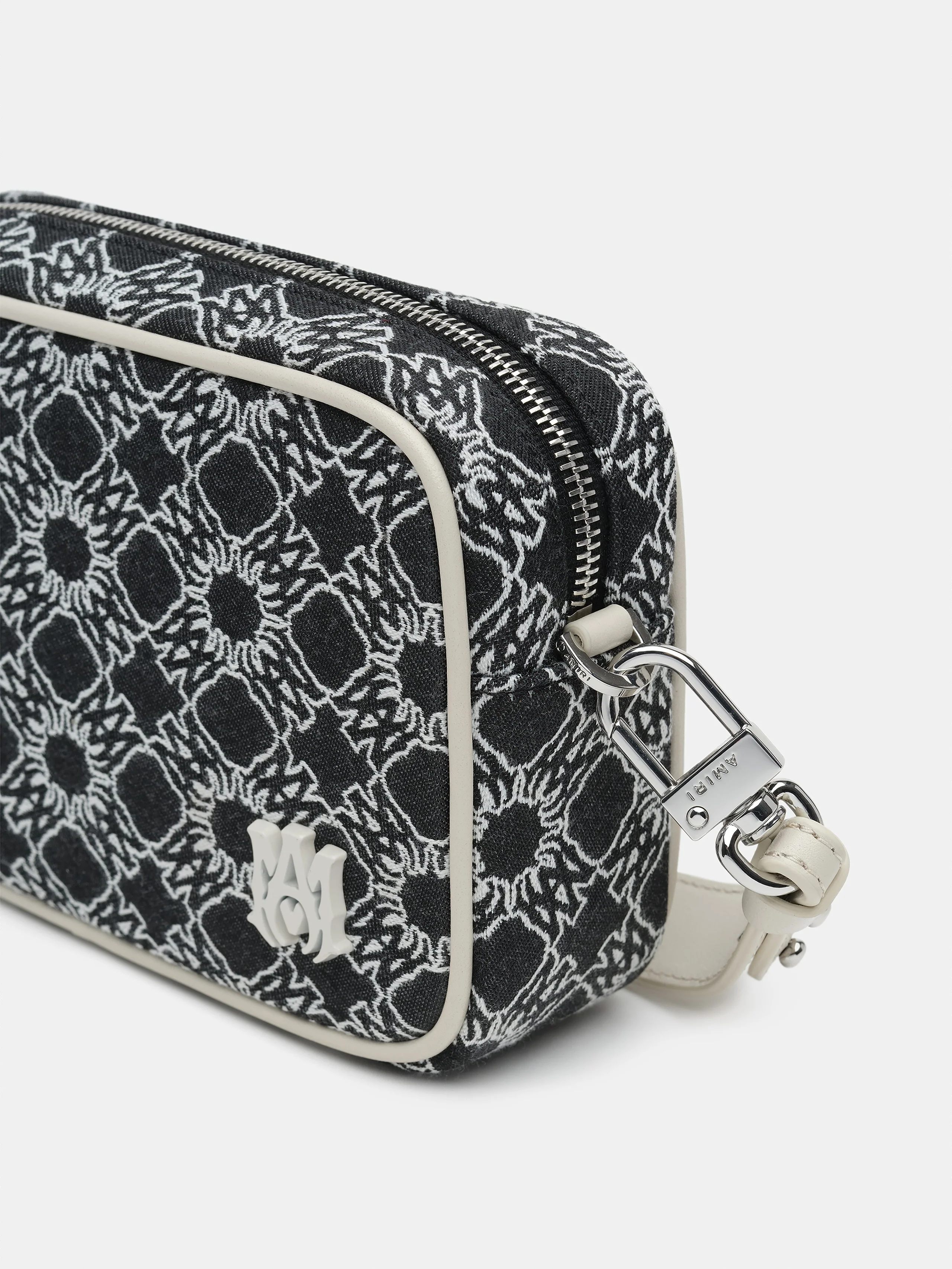 MA QUAD CAMERA CASE - Black - Image 4