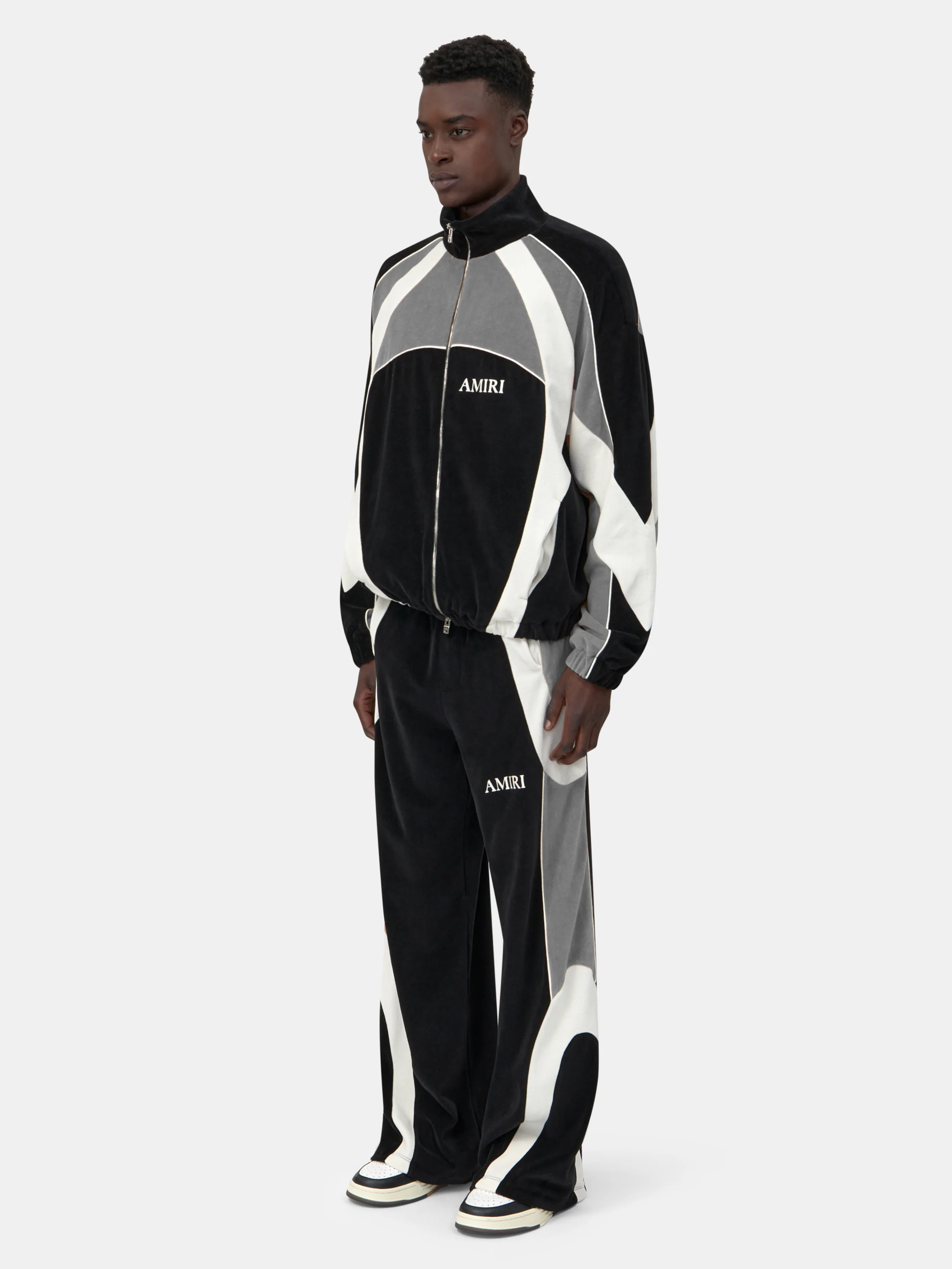 OVERSIZED PANEL TRACK PANT - Black - Image 3